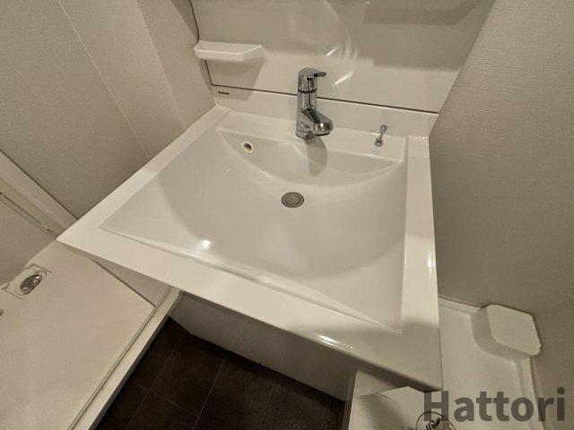 スプランディッド江坂DUEの洗面所