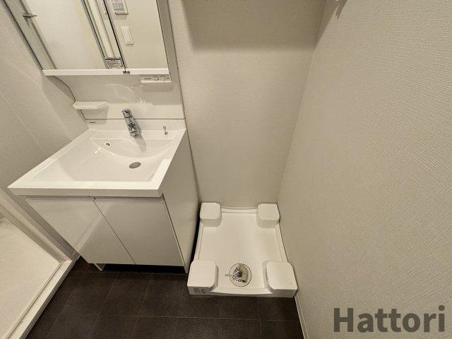 スプランディッド江坂DUEの独立洗面台