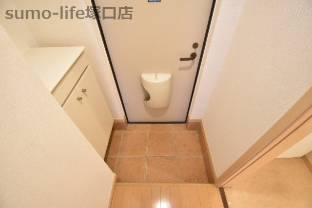 ネオカーサの玄関