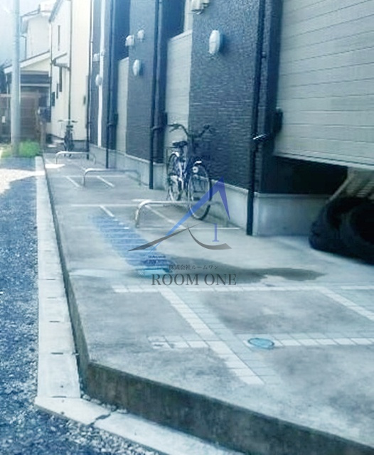 Ｇｒａｎｄｅ本八幡のその他共用部分|駐輪スペースです。