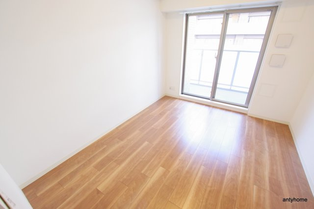 エスリード南森町　仲介手数料無料の寝室