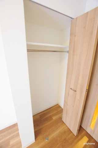 エスリード南森町　仲介手数料無料の収納