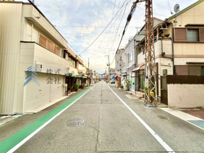 【前面道路含む現地写真】 | 長田区腕塚町7丁目　事務所付戸建 | 前面道路幅員約8.5ｍ広々♪