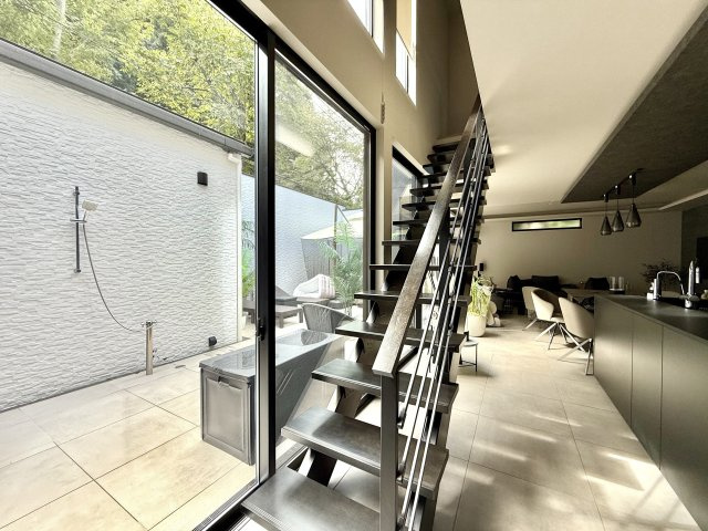 【居間・リビング】の画像