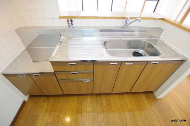 アスティオン江坂　仲介手数料無料のキッチン