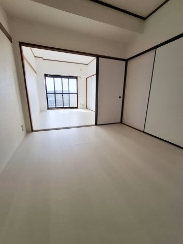 GROOVE門戸厄神の洋室