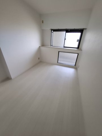 GROOVE門戸厄神の子供部屋|6.6洋室