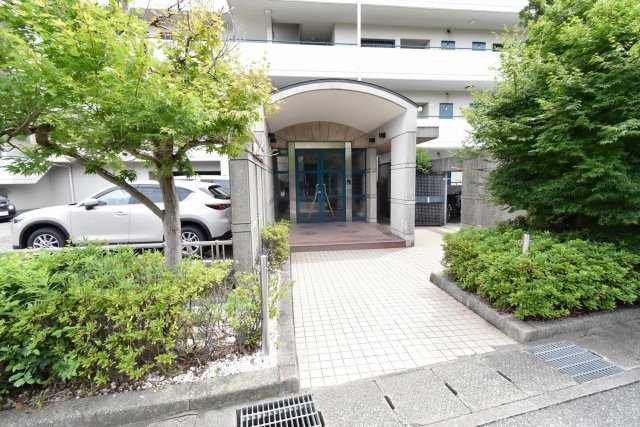 GROOVE門戸厄神のエントランス