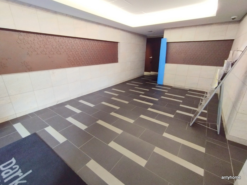 パークリュクス大阪天満　仲介手数料無料のロビー