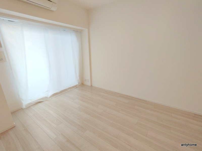 パークリュクス大阪天満　仲介手数料無料の居間・リビング