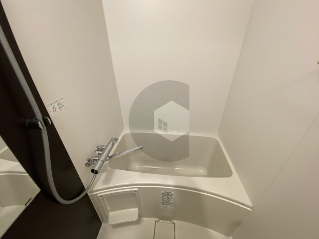 フォーリアライズ大阪イーストゲートの浴室