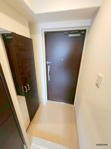 スプランディッド2　仲介手数料無料の玄関