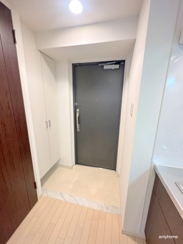 レジディア江戸堀　仲介手数料無料の玄関