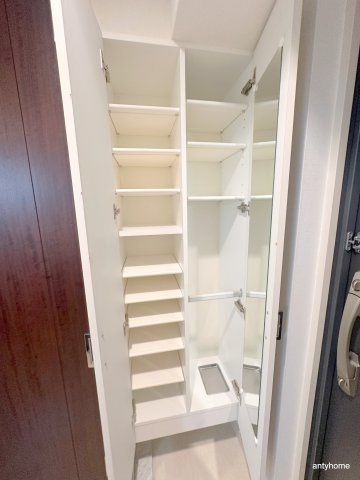 レジディア江戸堀　仲介手数料無料の収納