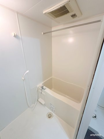 レジディア江戸堀　仲介手数料無料の浴室