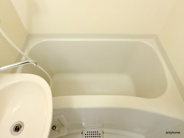 ウィルドゥ九条　仲介手数料無料の浴室