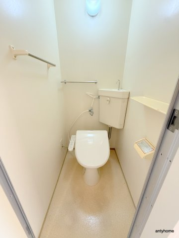 ウィルドゥ九条　仲介手数料無料のトイレ