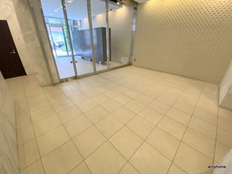 アーバネックス大阪城WEST　仲介手数料無料のロビー