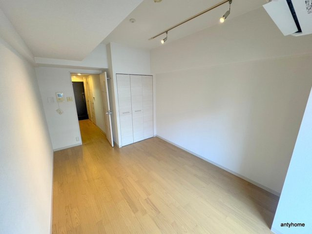 アーバネックス大阪城WEST　仲介手数料無料の居間・リビング