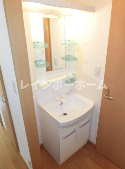 ヘルデンフィールズの洗面所|※別部屋参考写真です。