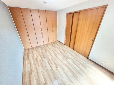 【内装】 | パドマレジデンス | 洋室