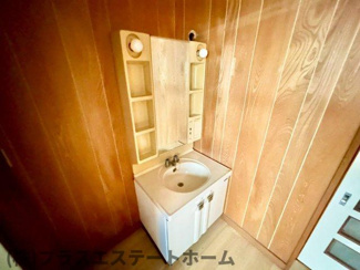 【洗面所】 | 二葉町10丁目貸家