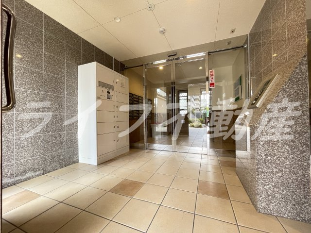 SA-COURTのロビー|清潔なロビーです