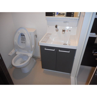 【トイレ】 | エステムコート新大阪Ⅺリンクス | シンプルで使いやすいトイレです