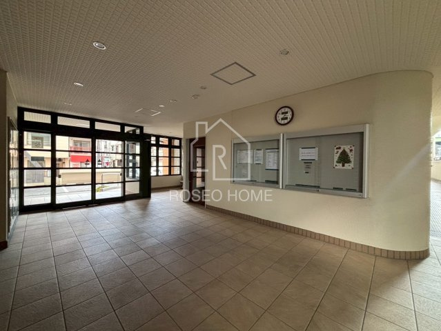 ハイツ森ノ宮のエントランス