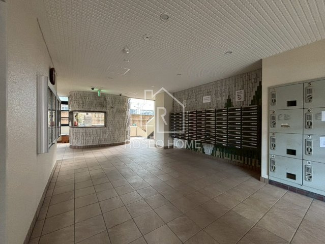 ハイツ森ノ宮のロビー