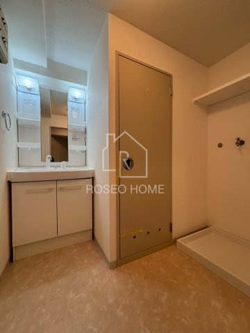 ハイツ森ノ宮の洗面所