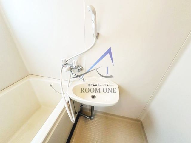 ヴィラ綾瀬の洗面所|洗面台です。