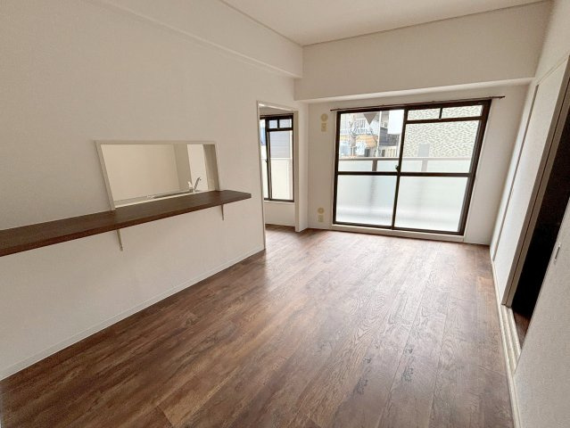 サニークレスト忠の内装