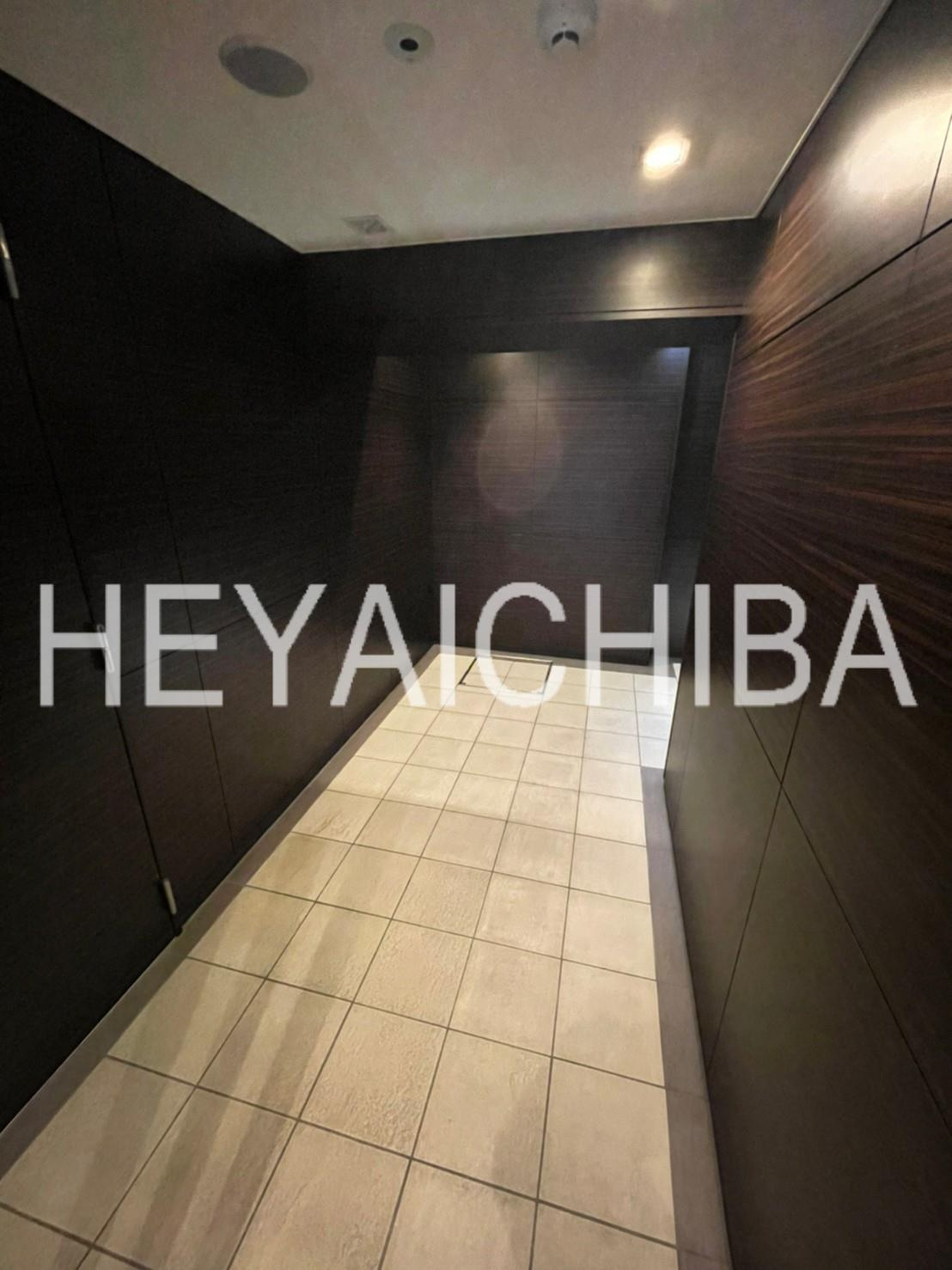 SYFORME IRIYAのロビー