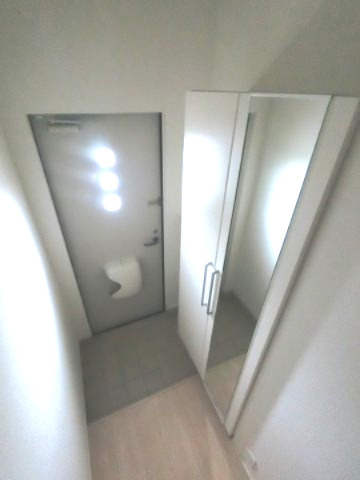 【玄関】