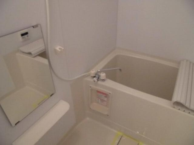 セノーテの浴室|コンパクトで使いやすいお風呂です