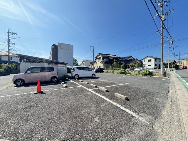 松浦マンションの駐車場