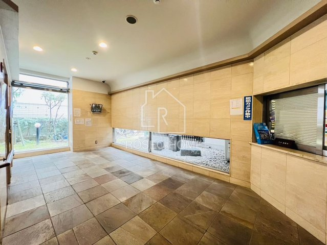 フォレステージュ谷町のロビー