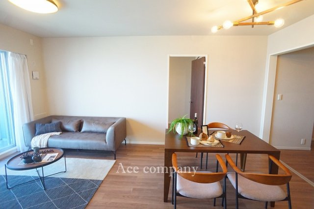 【居間・リビング】の画像