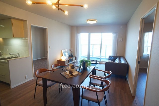 【居間・リビング】の画像