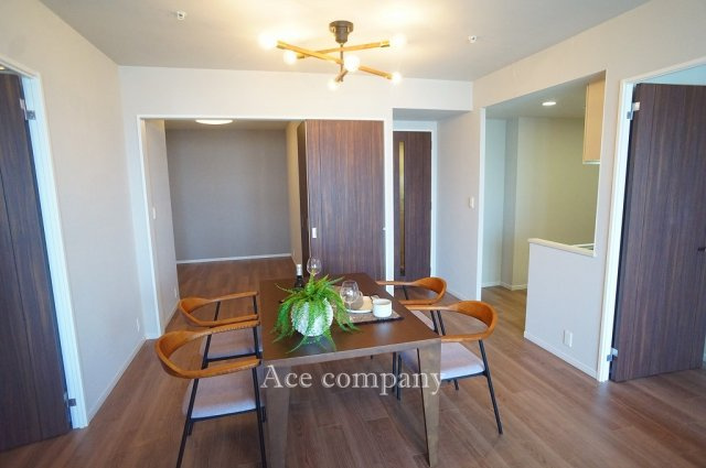 【居間・リビング】の画像