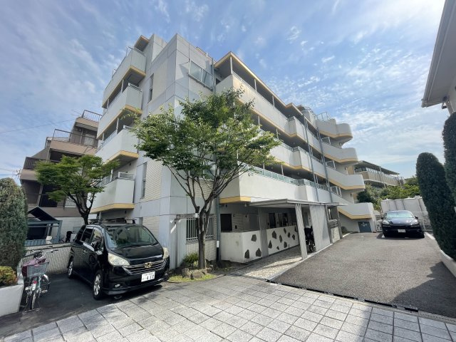 ロイヤルコート芦屋西蔵の外観