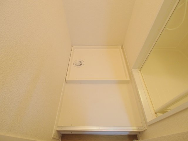 レオパレスシェルムーンの洗面所