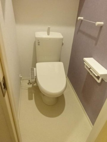 ヒルズ・コートのトイレ|シンプルで使いやすいトイレです