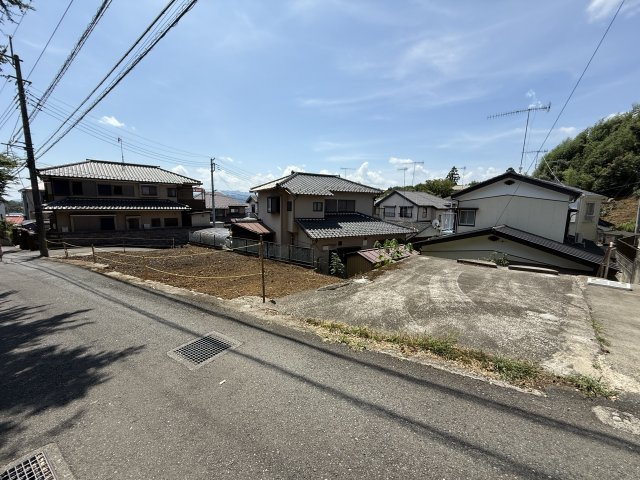 【前面道路含む現地写真】の画像