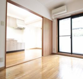 【内装】 | ジェネシス | きれいな内装です