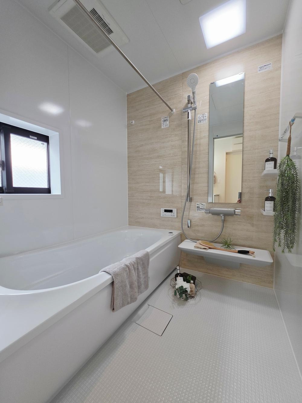 【GRAFARE　ZEH水準仕様】小平市小川町５期の浴室|ゆったり浴槽で一日の疲れをおとせます♪