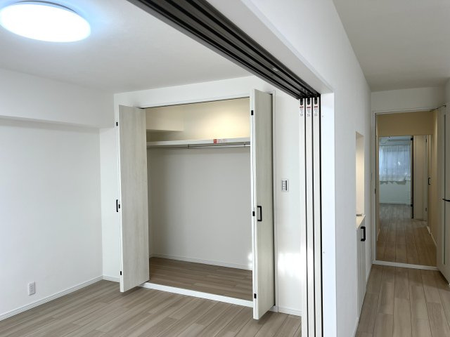 【居間・リビング】入船北エステート32号棟