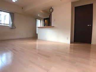 【居間・リビング】 | グランシャルム両国ボヌール | ゆったりとした居間です