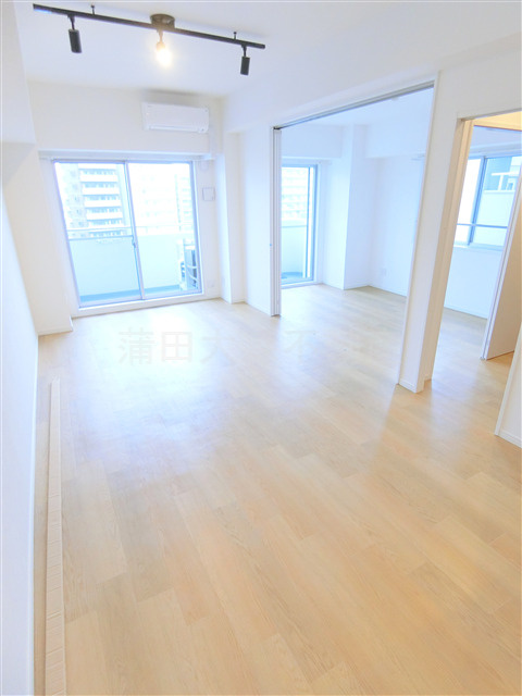 コスモリード大森西の居間・リビング